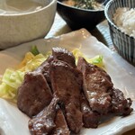 牛たん一徹 - 