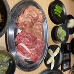 和牛放題の殿堂 秋葉原 肉屋横丁 焼肉 - 