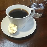 キッチン ブルー グローブ - ホットコーヒーのアップ