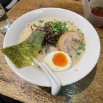 麺屋黒田 本店 - 白　ハリガネ