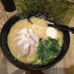 横浜家系ラーメン 銀家 - 