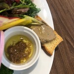 taverna112 - バーニャソースとレバーペースト