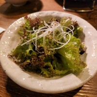 炭火焼肉ホルモン うしごろ 中目黒店 - チョレギサラダ