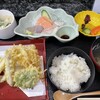 割烹 桂 - 天ぷら、お造り、吸い物、茶碗蒸し、香の物、ご飯、これで何と800円‼︎