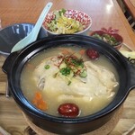 セントラルキッチン 平山食堂