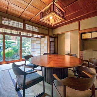 ゆったりとお寛ぎいただける個室座敷