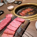 焼肉 飯村牛 - 