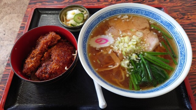 味平食堂 &ndash; 七日町（食堂）| 会津若松の隠れた定食屋