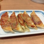 リンガーハット - 餃子5個290円