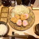 とんかつ けい太 - 六白黒豚 特上フィレ膳(ご飯少なめ･しじみ汁) 3,630円