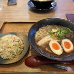 らーめん餃子 金虎 - 