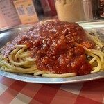 スパゲティーのパンチョ - 真っ赤なたっぷりミートソース