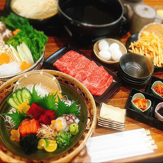 Domestic A5 rank Japanese black beef Sukiyaki or shabu shabu banquet course