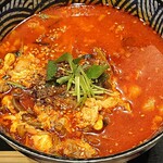 Yakiniku Akagi - 焼肉 あかぎ ＠茅場町 三つ葉がトッピングされる ランチ ユッケジャンスープ