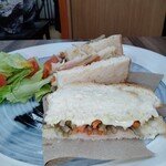ぎゃらりーカフェ UZU - 