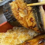 うなぎ亭 友栄 - 焼き目