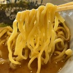 きみちゃんらーめん - 麺リフト
