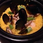 ARBOL - 土鍋のパエリヤ