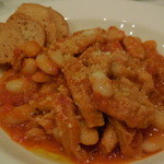 ウーナジョルナータ - トリッパ（牛ハチノス）と白いんげん豆の煮込み