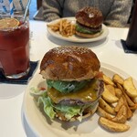 THE GREAT BURGER - 