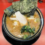 豚骨醤油ラーメン 王道家 - 