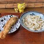 Yamashou - うどん冷小250円+ゲソ天140円