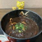 Teuchi Udom Musashi - カレーうどん小　660円(税込)   ※恐るべし、黒さ