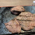 感動の肉と米 稲毛山王店 - 結構食べ応えのあるサイズ。