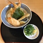 日美うどん - 天盛りぶっかけ　1070円