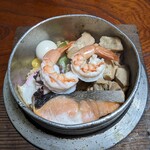 釜めし富田 - 料理写真:海老・鶏・鮭・イカ♪