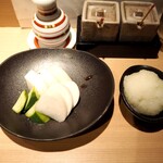 焼鳥 おみ乃 - 漬物 & おろし