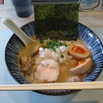 鯛らぁ麺 ゆとり - 特製牡蠣らぁ麺(こってり)(*^▽^*)