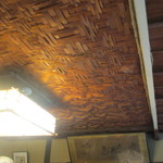 花月 - 部屋の天井の細工も素晴らしい。