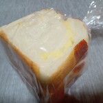 エピック ベーカリー - チーズ食パン(ハーフ)