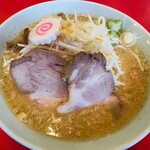 Honkaku Chuukasoba Roiyaru - 味噌ラーメン