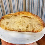 Boulangerie Pain-Kumacle - この写真、ロデヴの艶がある気泡や、モチモチ感が写ってなくて、残念！