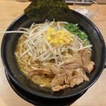 肉盛り みそラーメン 侍倶楽部 - 