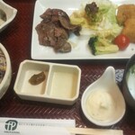 百菜 旬 - 料理写真:牛タンとアジフライ定食