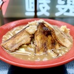 Kuroki Seimen Shakariki Yuu - 男の修行（麺200g/野菜250g/お肉3枚/背脂こってり/刻みニンニク4g/うま辛脂ピリッうま）