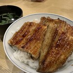 さんほれ - うな丼（うな重を取り分けていただきました。）