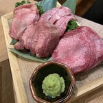 焼肉一心たん助 - 