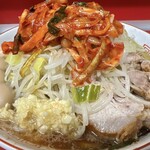 ラーメン二郎 - ラーメン（900円）＋味うずら（100円）＋SUPERキムチ（100円）、ニンニクコール