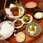 おいしい地酒とおふくろ料理 いはら屋 - 