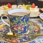 神戸にしむら珈琲店 北野坂店 - 青い炎の演出とブランデーの香りが楽しめる