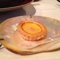 チャイナルーム - 飲茶タッチオブハートエッグタルト