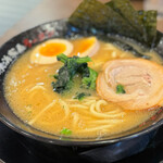 有楽家 - 料理写真:味玉ラーメン 醤油☆