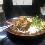 Kareha Nomimono - 黒い肉カレー、ガリ豚トッピング