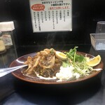 Kareha Nomimono - 黒い肉カレー、ガリ豚トッピング
