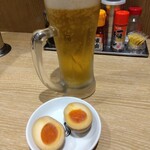 Rengeshokudoutoushuu - 生ビールと味玉。