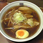 十割魚介醤油らーめん